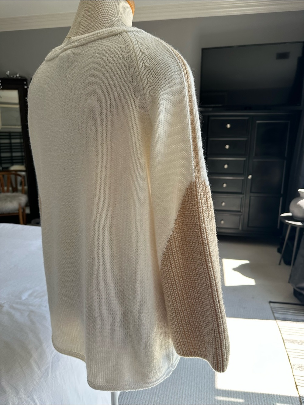 Chico's Cream & Tan Bell-Sleeve Crew Sweater, size medium (1) - Picture 6 of 14
